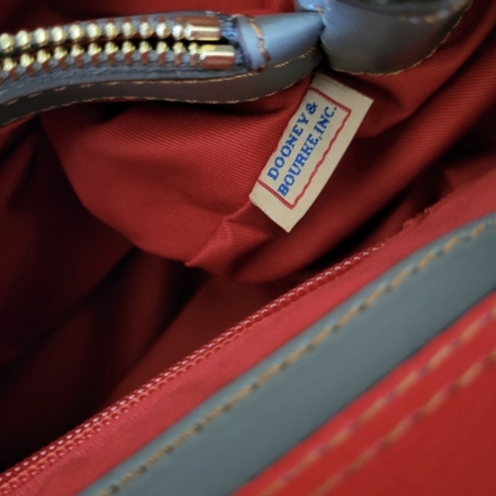 Dooney & Bourke Alto Blanca - Picture 7 of 15